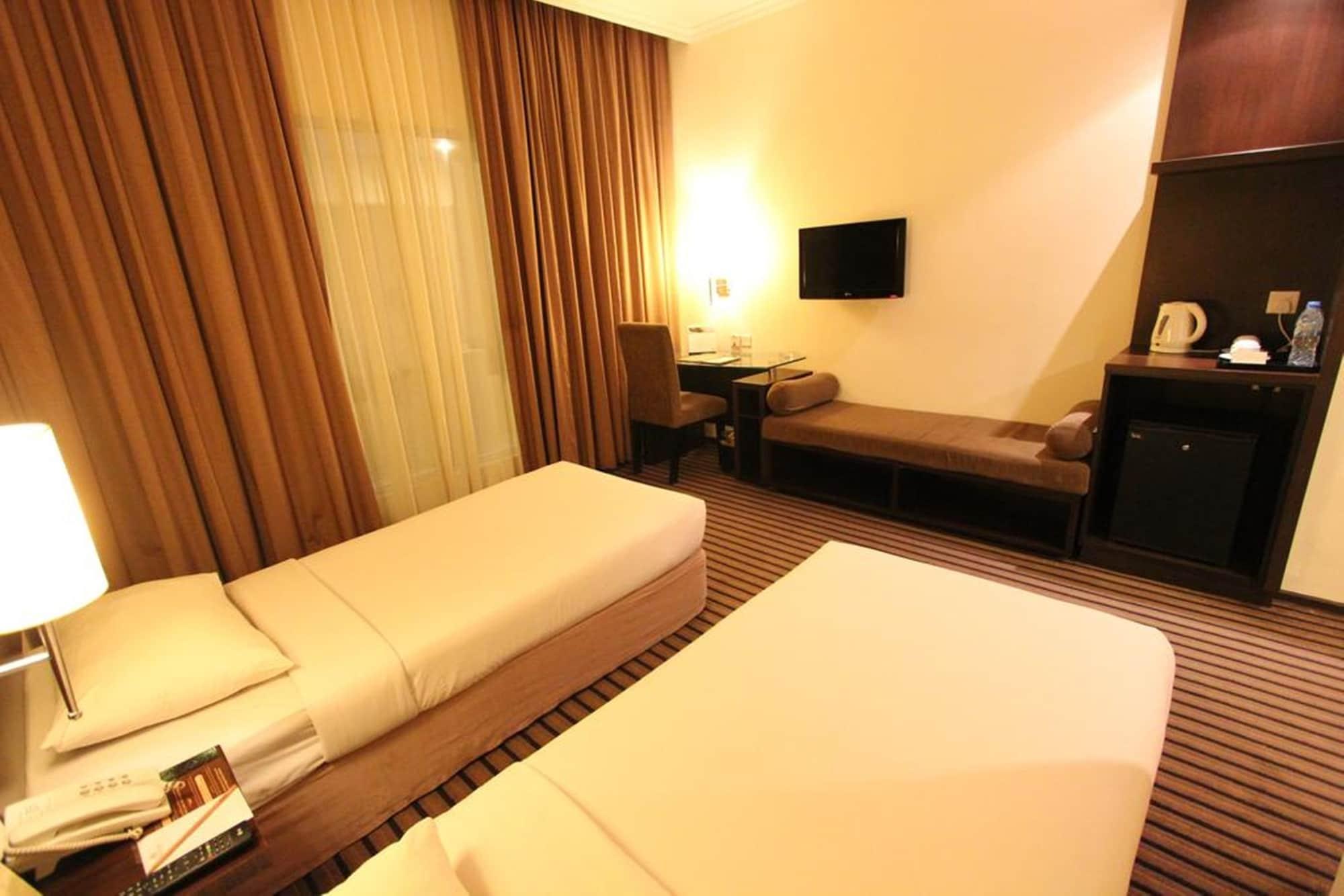 Harmoni One Convention Hotel And Service Apartments Batam Exteriér fotografie