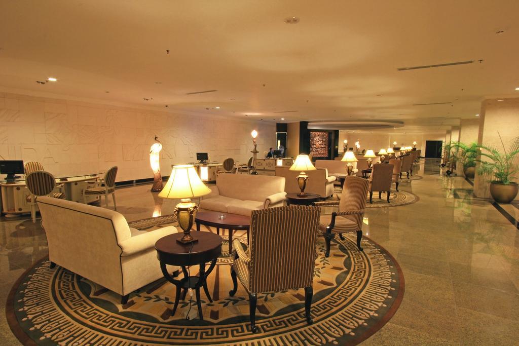 Harmoni One Convention Hotel And Service Apartments Batam Exteriér fotografie