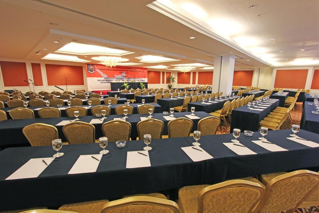Harmoni One Convention Hotel And Service Apartments Batam Exteriér fotografie