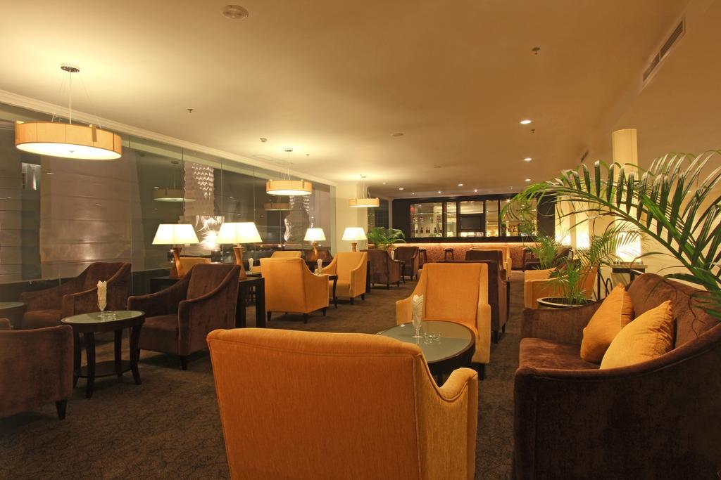 Harmoni One Convention Hotel And Service Apartments Batam Exteriér fotografie
