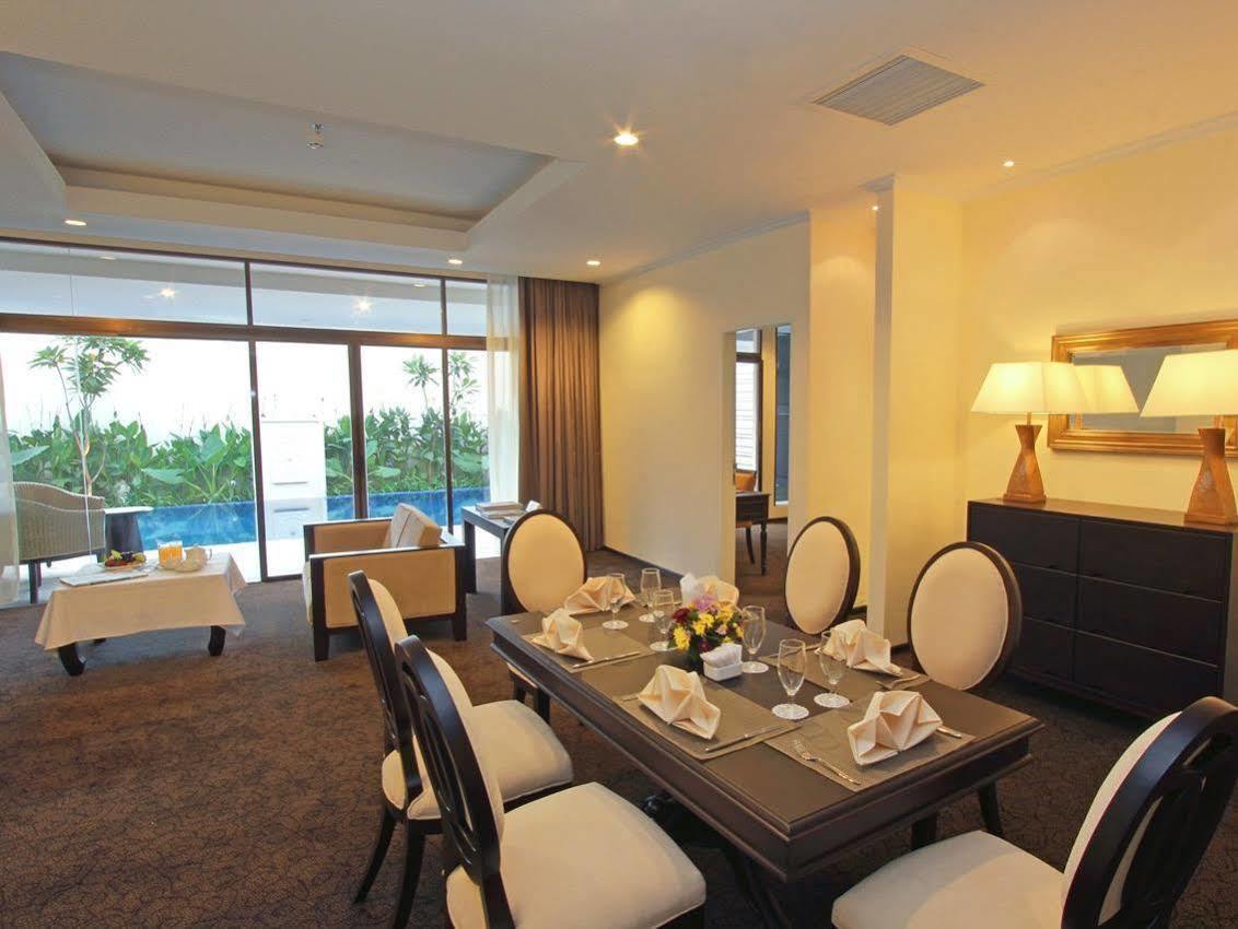 Harmoni One Convention Hotel And Service Apartments Batam Exteriér fotografie