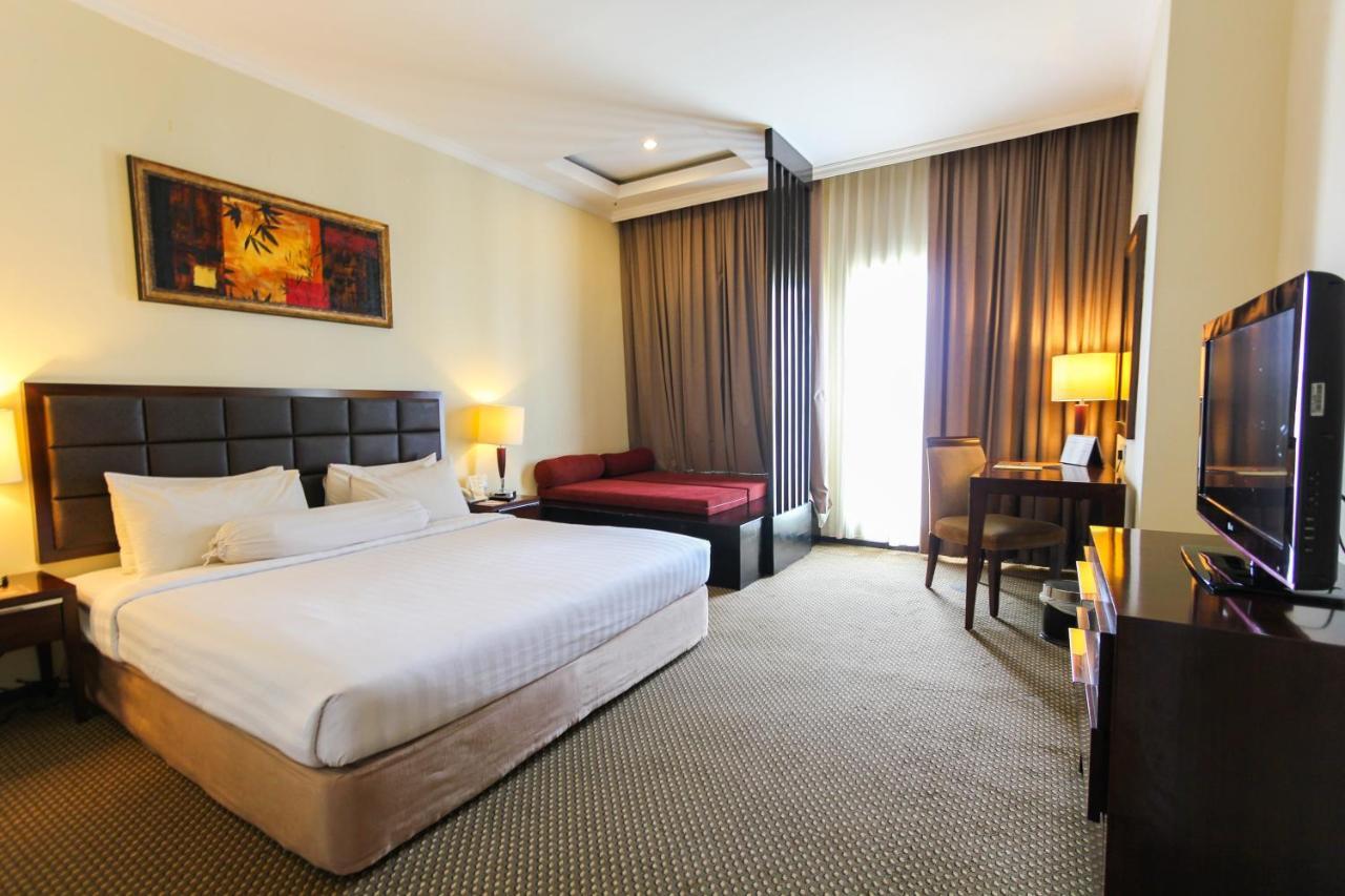 Harmoni One Convention Hotel And Service Apartments Batam Exteriér fotografie